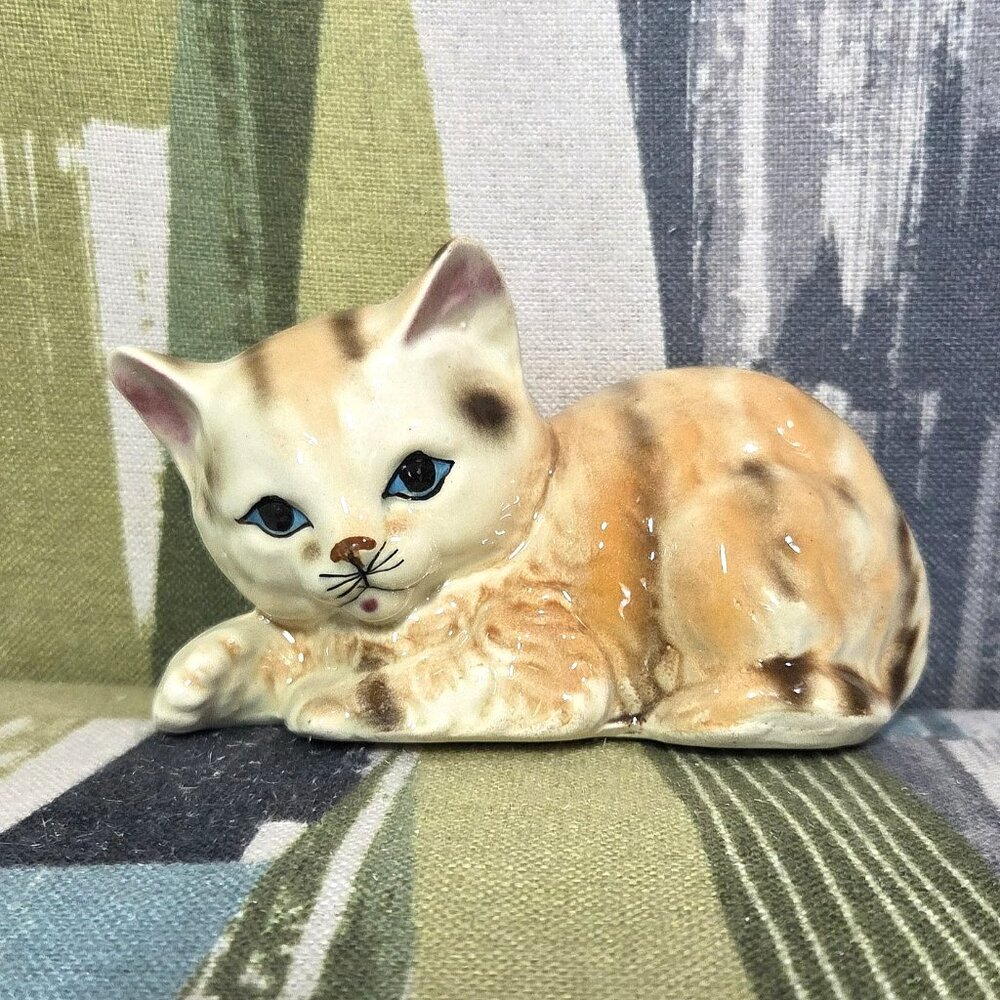 Vintage Ginger Orange Tabby Cat Figurine Porcelain Kitten Collectible